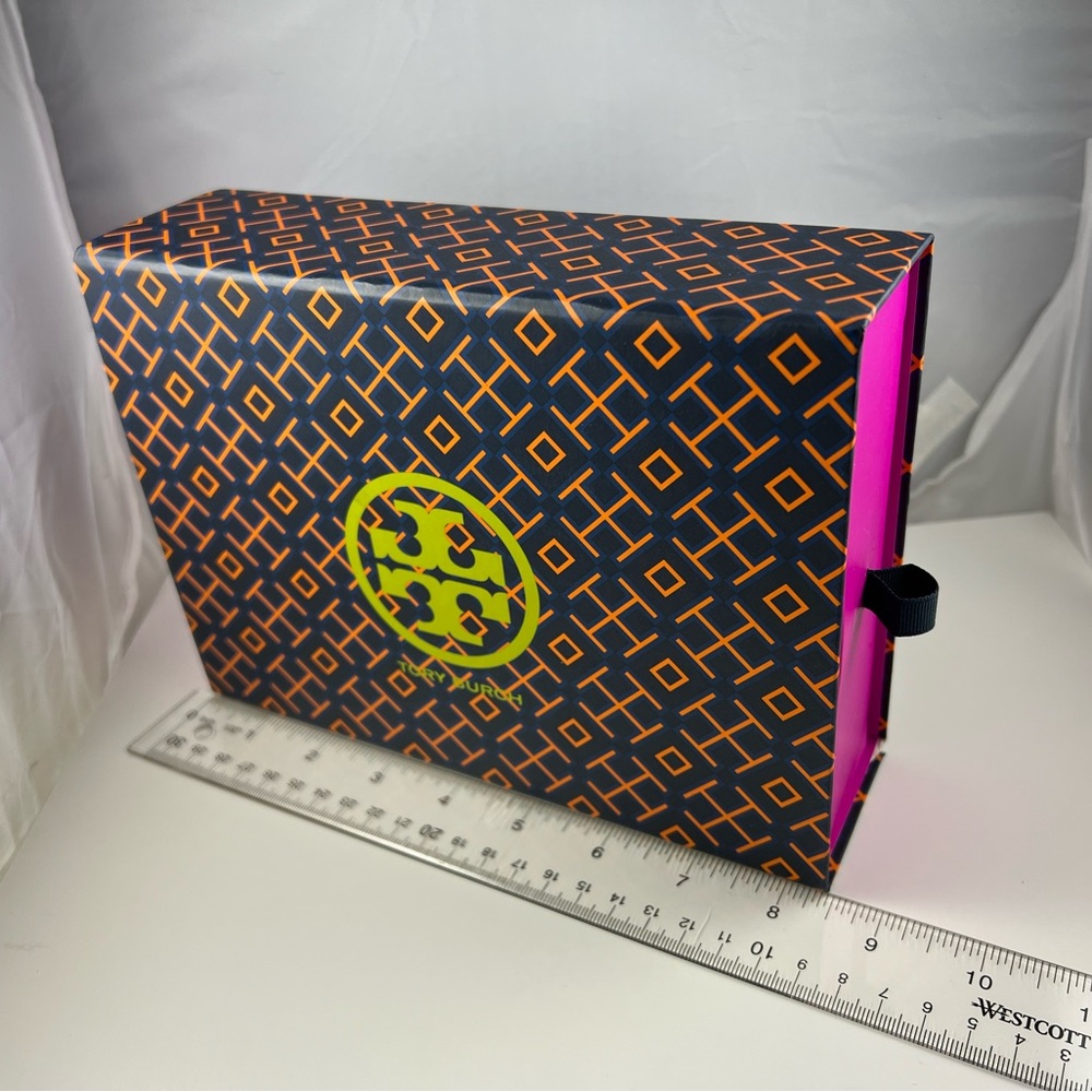 Tory Burch box
